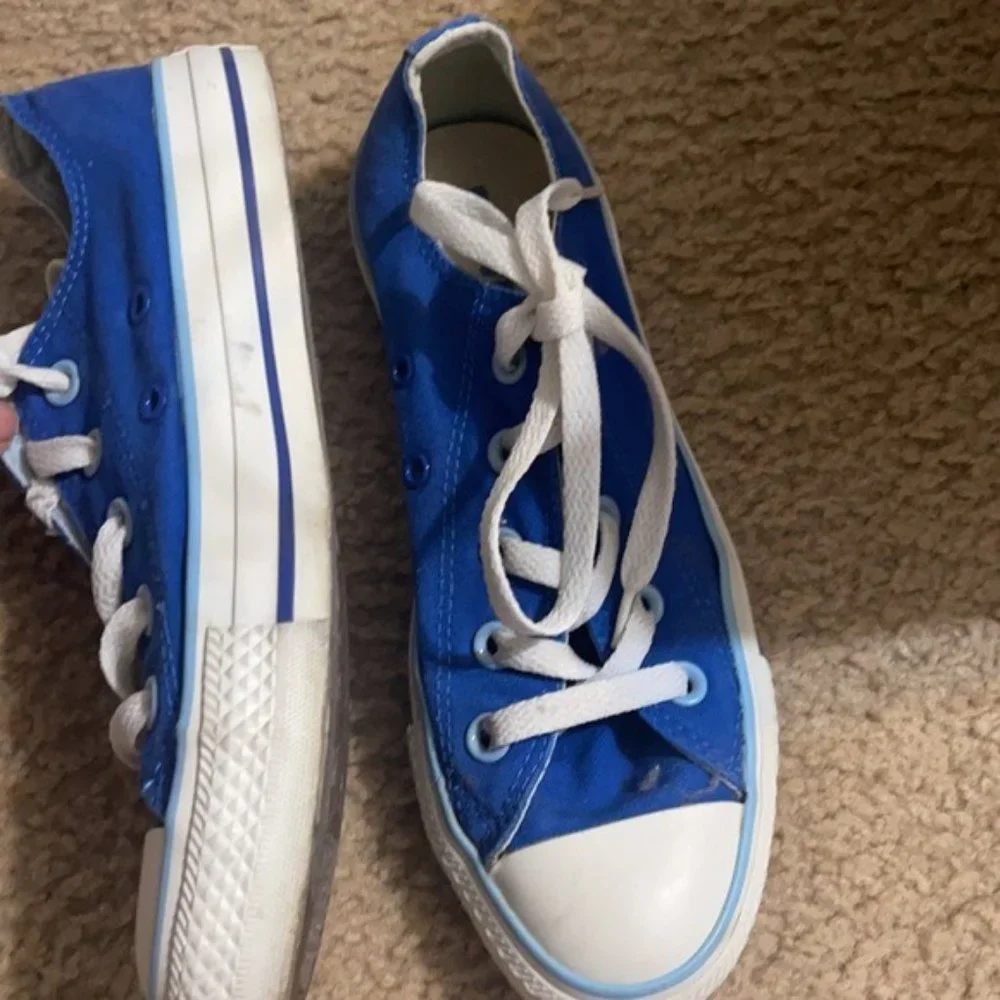 Convers sneakers